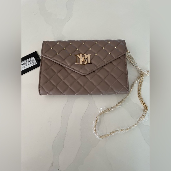 NWT | Badgley Mischka | Diamond Quilt Convertible Crossbody Bag | Taupe - Picture 7 of 8